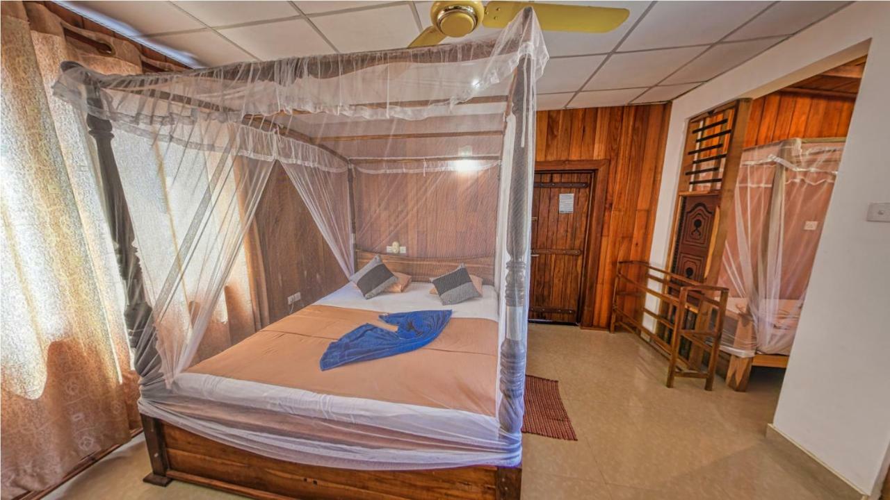 Sky Garden Mini Hotel Мірісса Екстер'єр фото